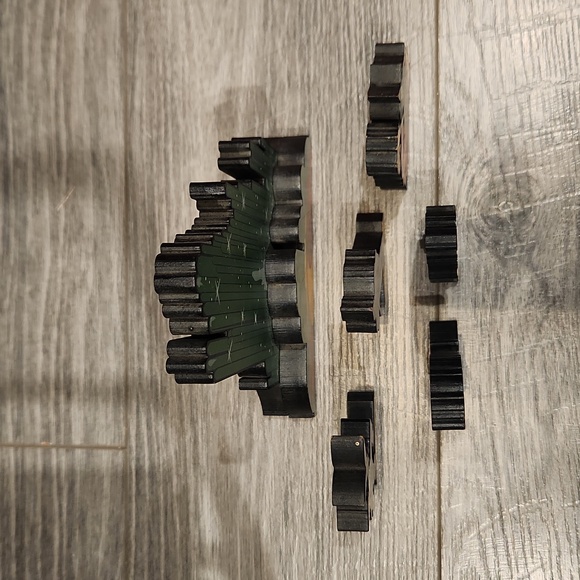 Shelia's 2000 The Wizard of Oz 6 pc. Lot Emerald city & 5 wooden Figurines - Picture 11 of 13